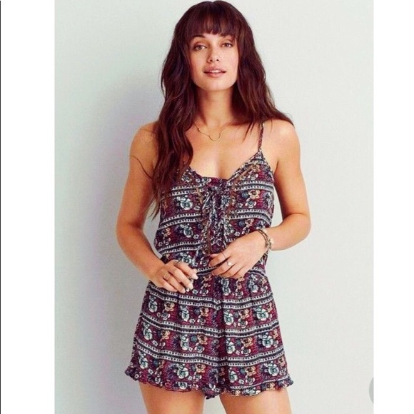 American Eagle Outfitters Pants - 💓American Eagle Romper Size XXS NEW!!💓